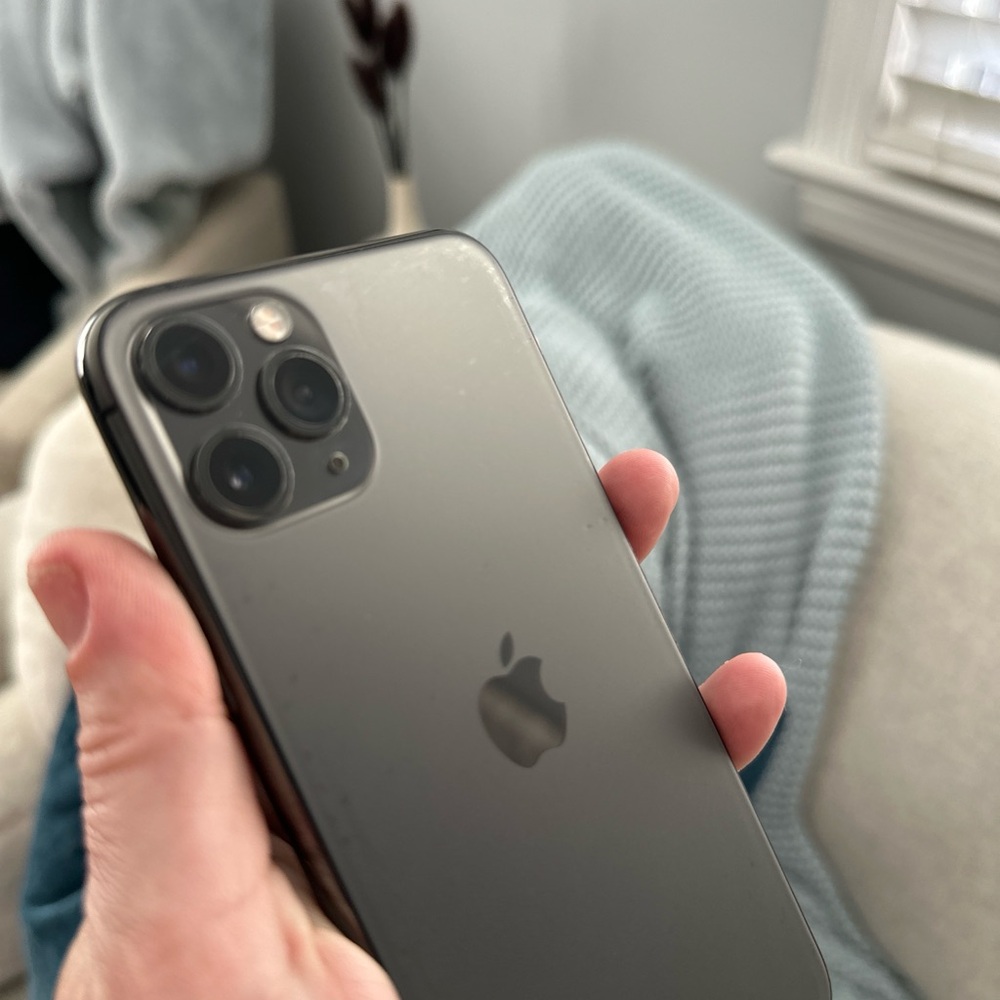 Apple iPhone - Black
